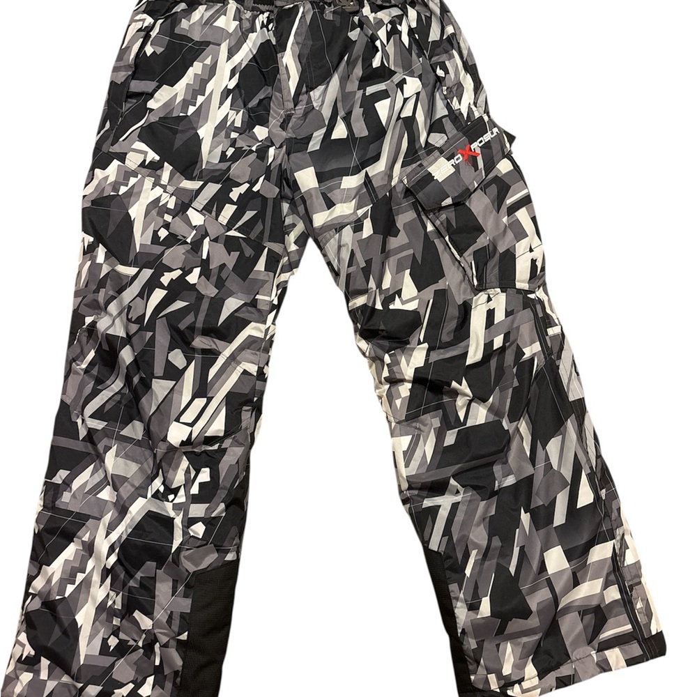 ZeroXposur Men's Abstract Camo Snow Pants